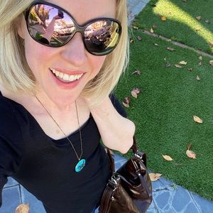 Meet your Posher, Jeanne